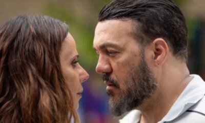 Publico reage ao beijo com Belo e Viviane Araujo responde