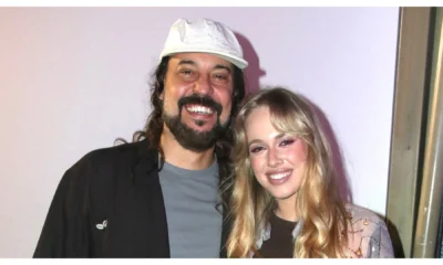 Recem casados Gabriel O Pensador e esposa curtem Carnaval no.webp