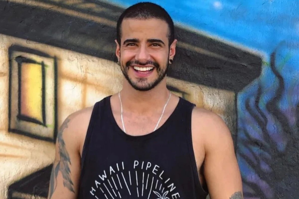 Tarso Brant encanta ao ressurgir como Tereza em video simbolico