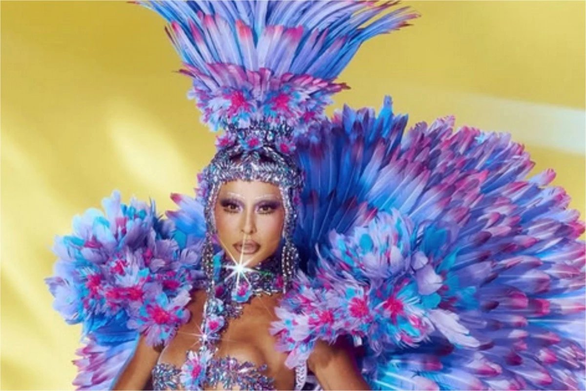 Video fantasia de Sabrina Sato rouba a cena nas redes