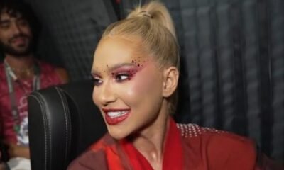 Virginia exibe numero 7 nos dentes em homenagem a Vini