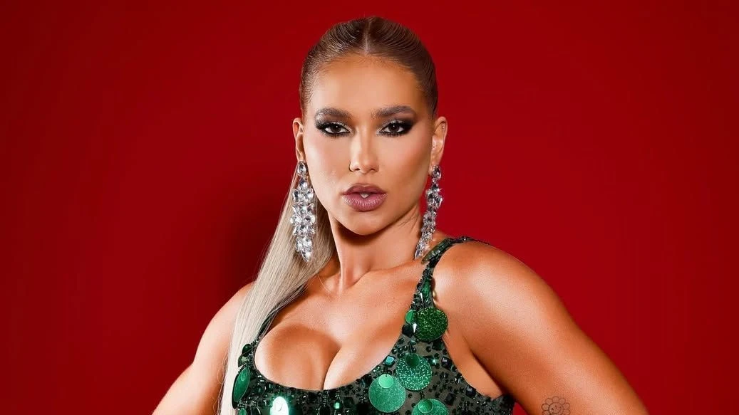 Virginia fala sobre ansiedade para desfilar pela 1a vez.webp