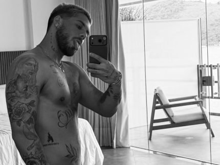 Ze Felipe entrega momento delicado em show O sofrimento vem