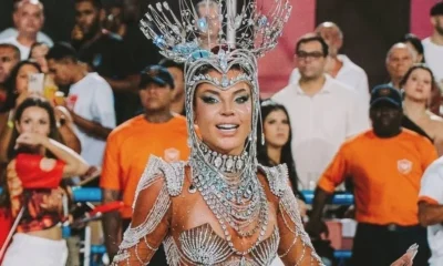 sandalia de Gkay arrebenta durante em ensaio tecnico na Sapucai.webp