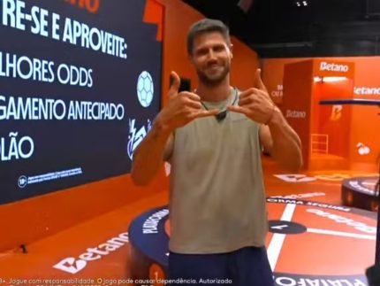 1773034257 Milena debocha dos procedimentos de Jonas Nao sei se ele