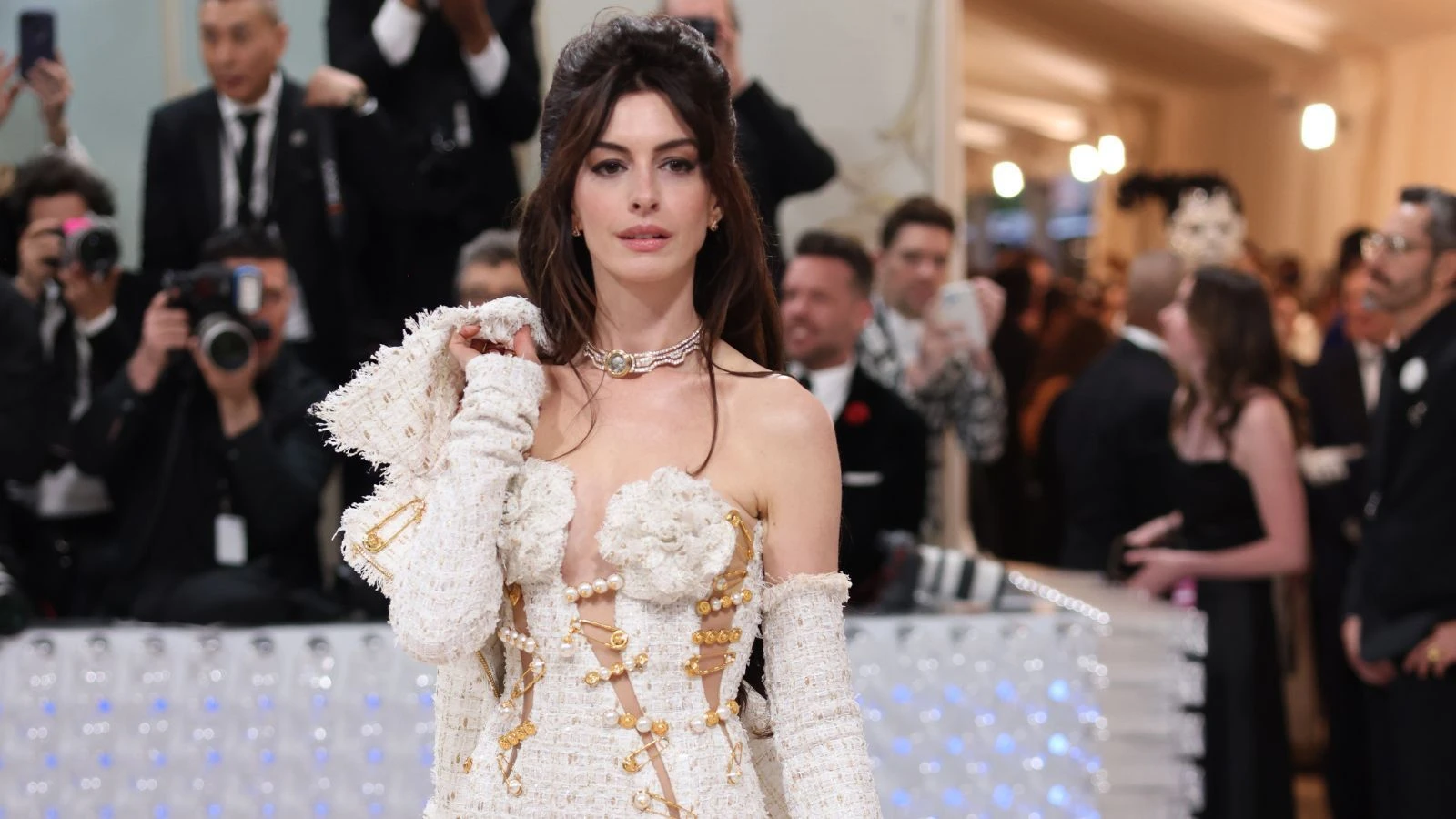 Anne Hathaway entra na brincadeira sobre esposa de Shakespeare.webp
