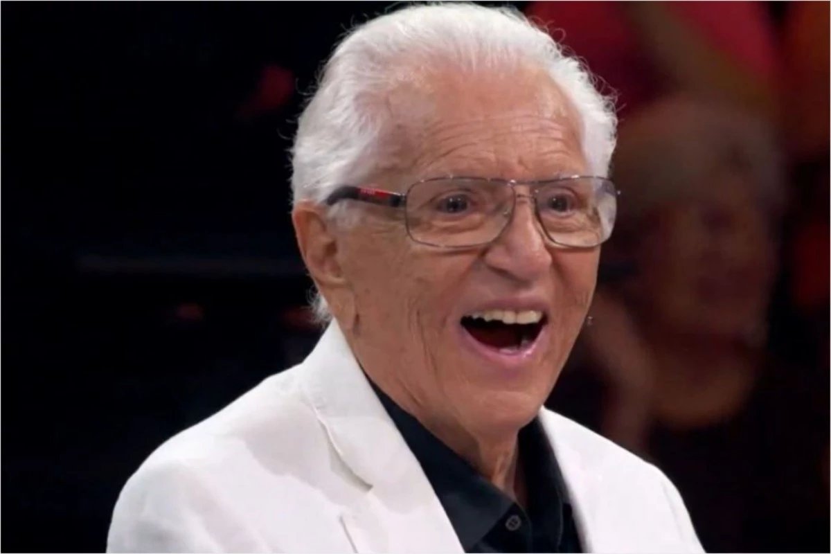Apos 4 dias internado chega noticia sobre o apresentador Carlos