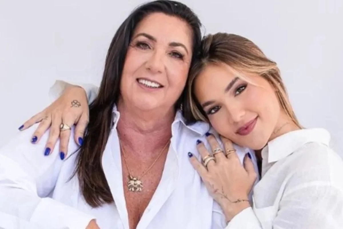 Apos boatos na web mae de Virginia quebra o silencio