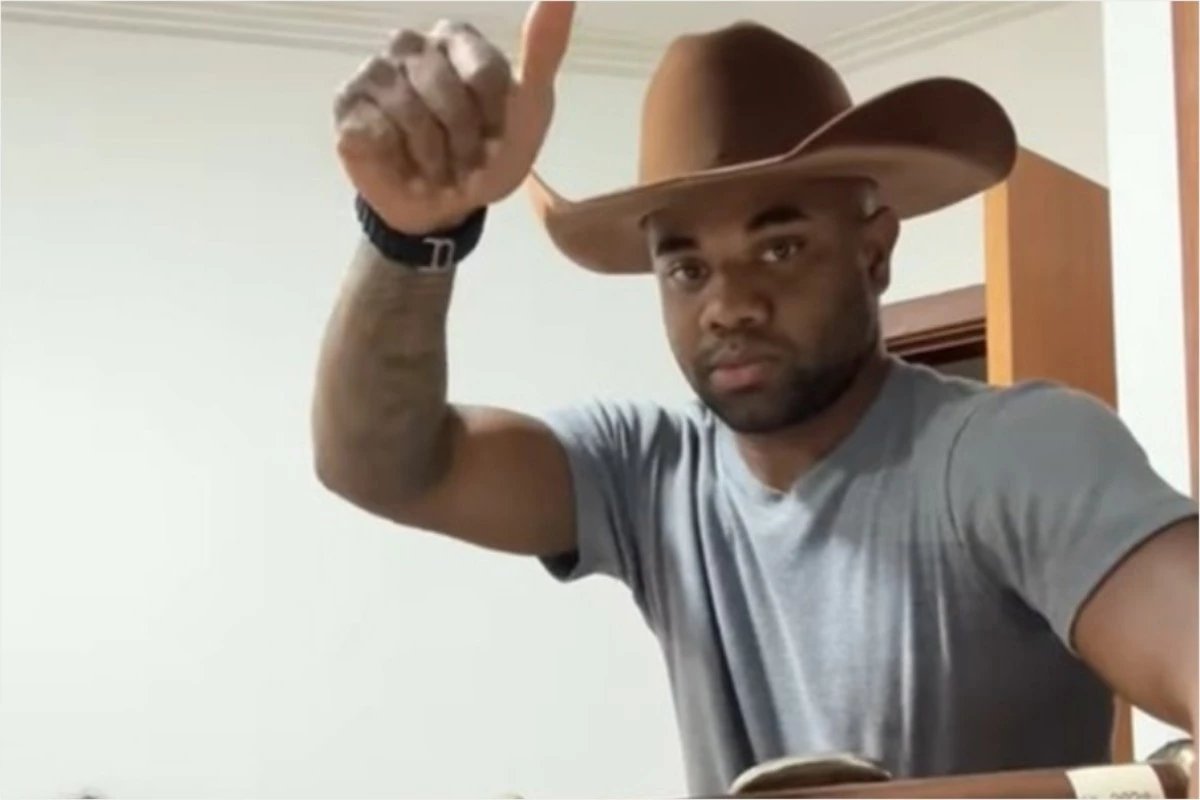 Ex BBB Davi Brito aposta na producao de ovos caipira e