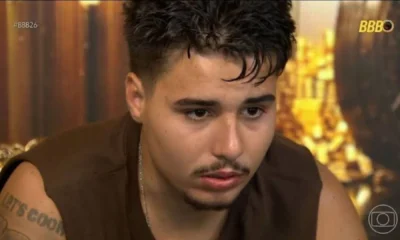Ex BBB Pedro reaparece apos 2 meses de internacao psiquiatrica.webp