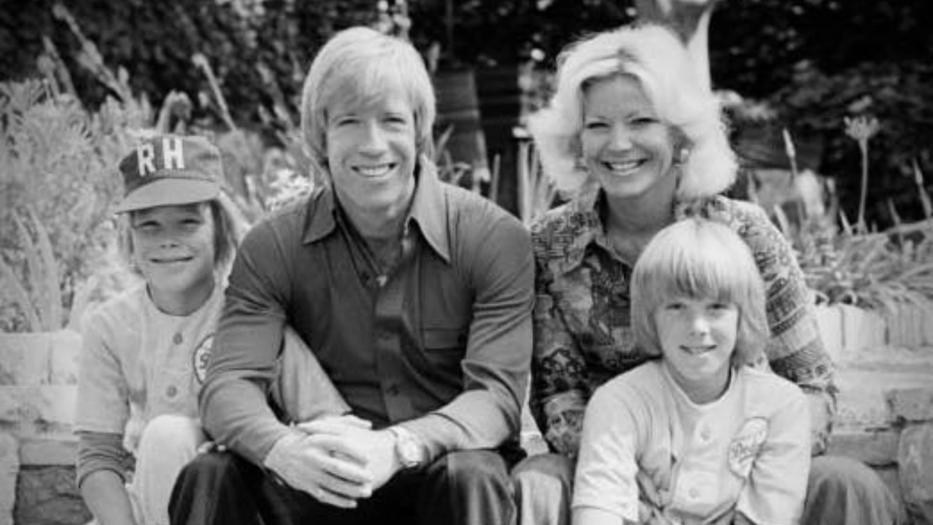 Ex esposa e mae dos filhos de Chuck Norris faleceu.webp