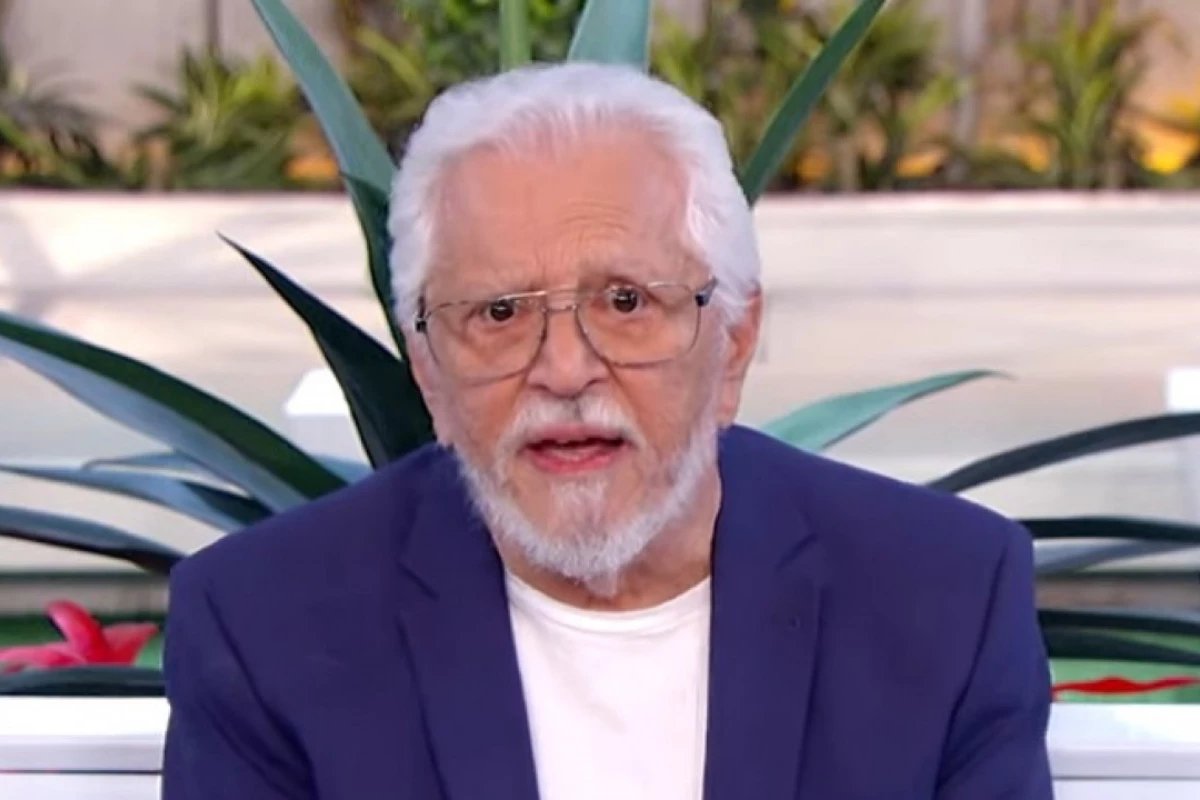 Filho de Carlos Alberto atualiza quadro do pai e faz