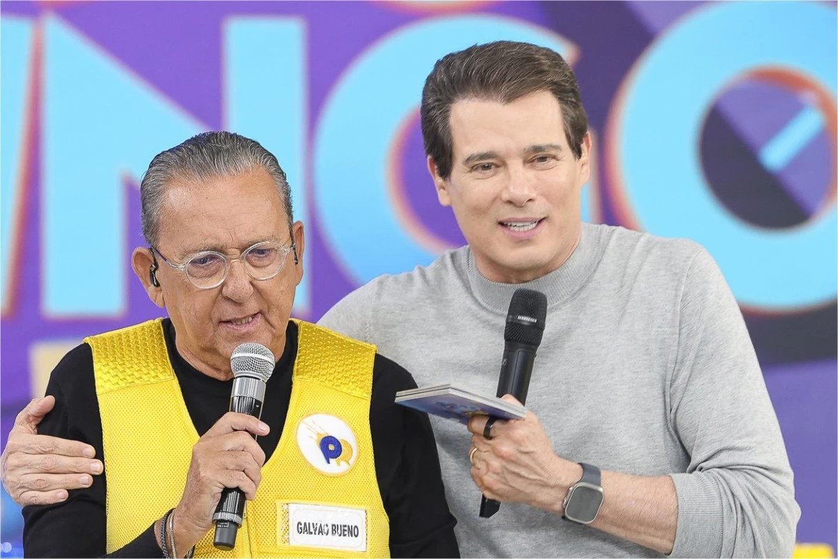 Galvao Bueno detona a Globo ao vivo no SBT durante