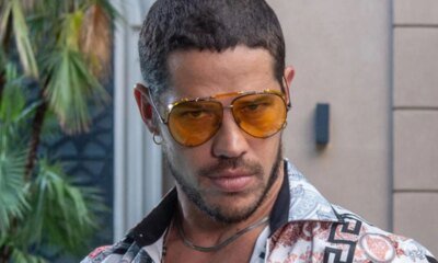 Jose Loreto e flagrado aos beijos com nova namorada em