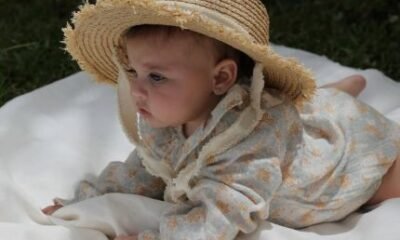 Kimberlly encanta ao mostrar registros do crescimento de Helena filha