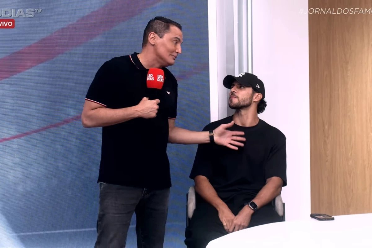 Leo Dias revela contrato com namorado ao vivo ‘Ele ganha