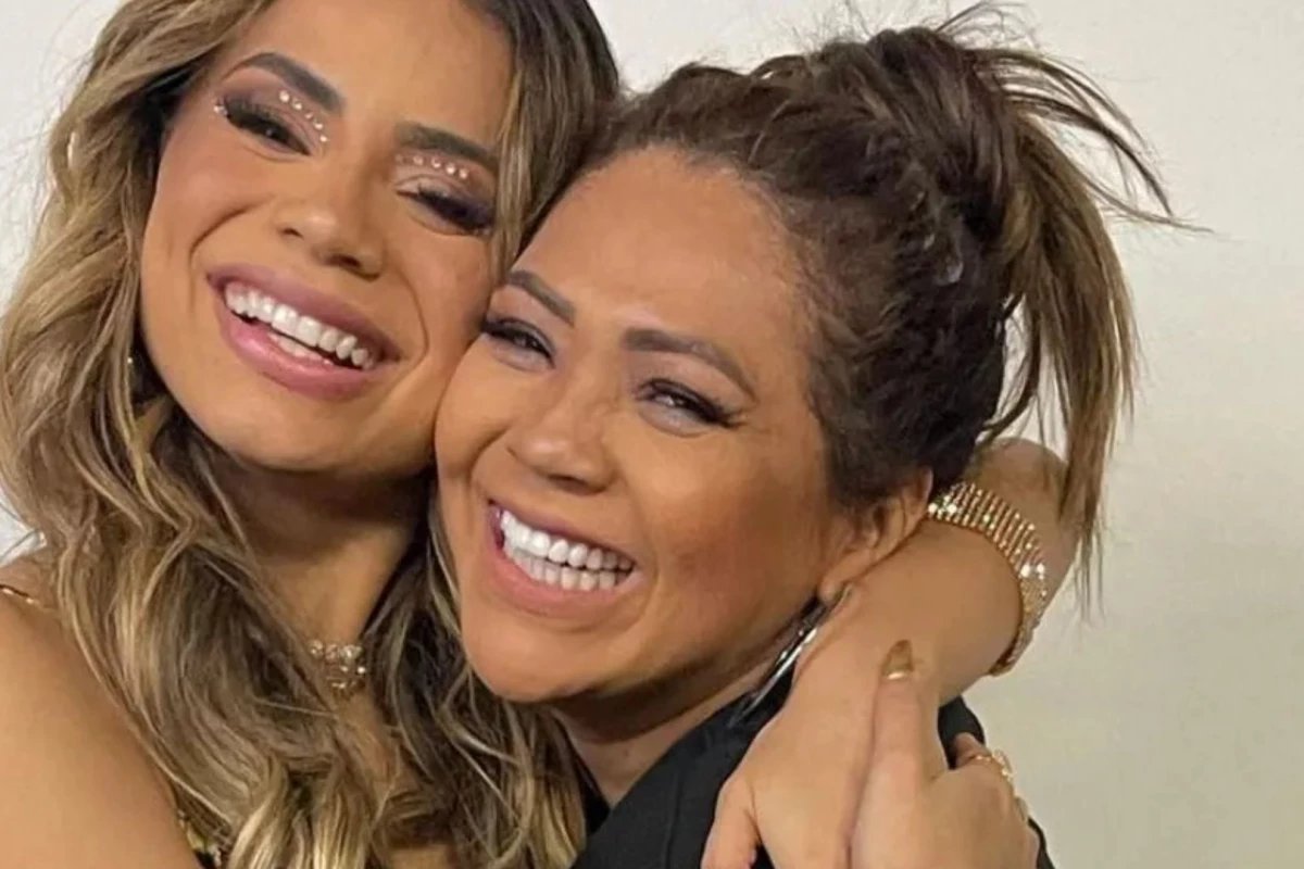 Mae de Lexa pede desculpas apos viralizar com video comprometedor