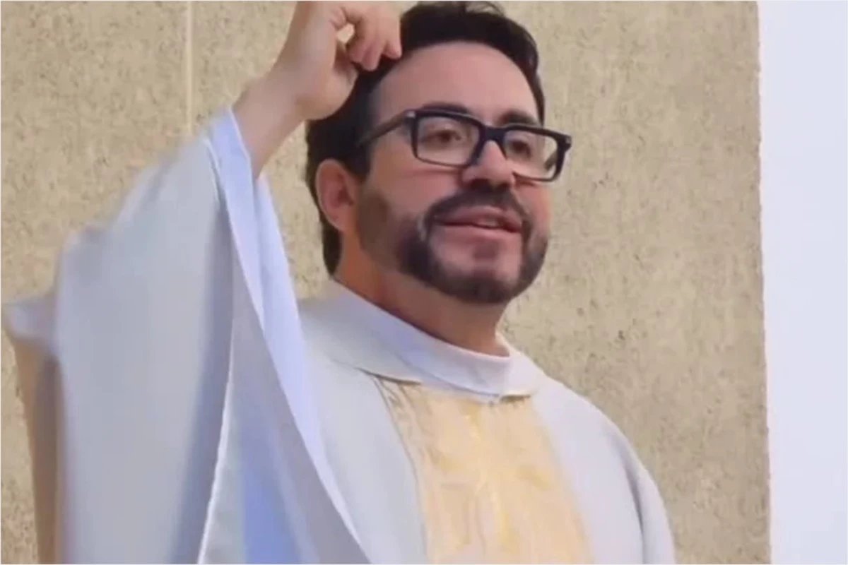 Padre Fabio de Melo quebra o silencio apos ter cache