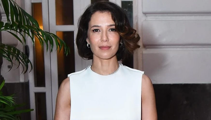 Tatuagem que gerou polemica chama atencao em foto de.webp