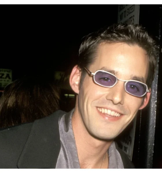 saiba causa da morte do ator de Buffy a Caca Vampiros.webp