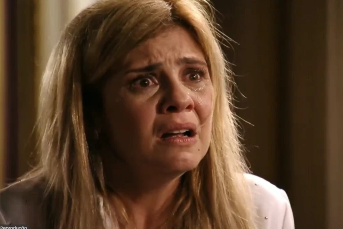 Adriana Esteves abre o jogo sobre sequencia de Avenida Brasil