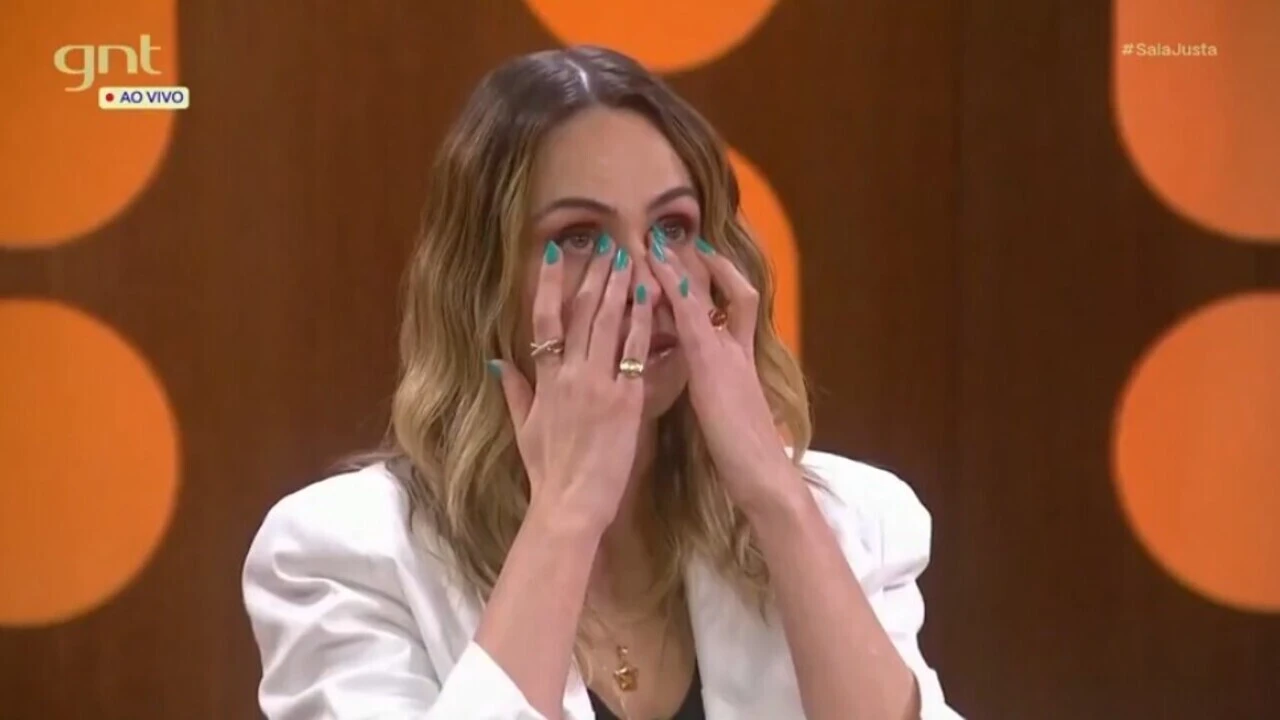 Ana Paula Renault chora ao falar da morte do.webp