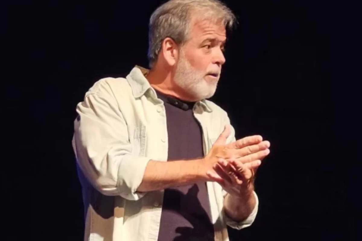 Apos transplante e 2 meses internado ator de Volta por