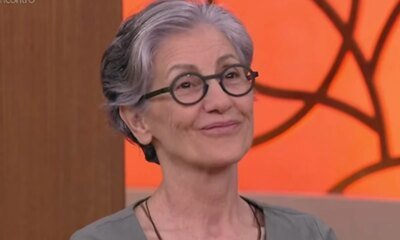 Bolsonarista Cassia Kis divide banheiro com mulher trans e video