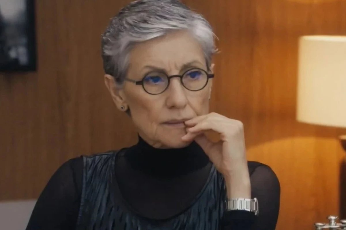 Cassia Kis vira alvo de queixa crime apos cena tensa com