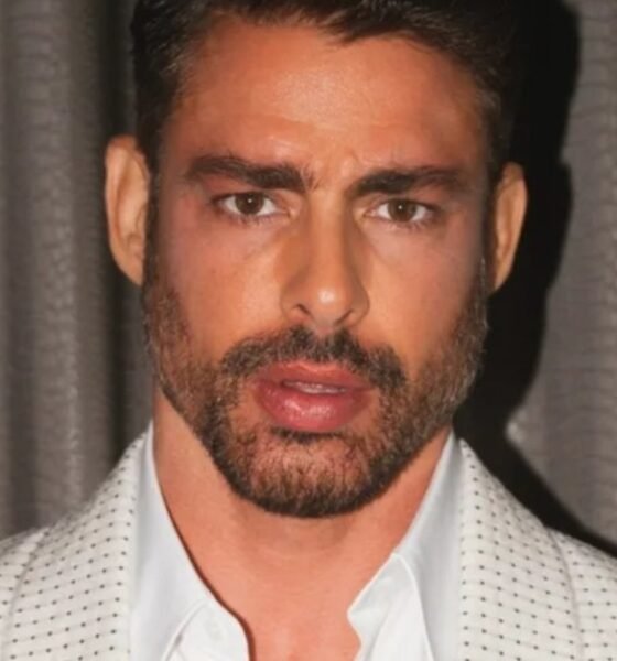 Caua Reymond mostra foto rara ao lado dos irmaos e