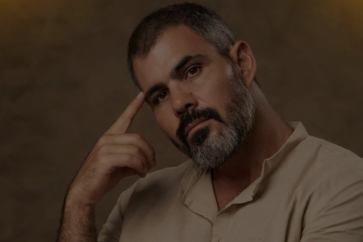 Cazarre abre o jogo mira ‘geracao de homens fracos e