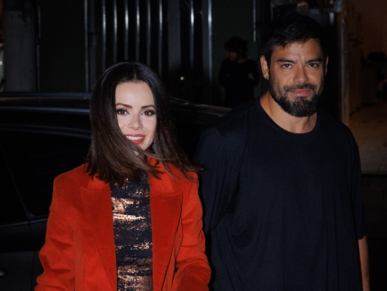 Discreta Sandy faz rara declaracao ao namorado Que o amor