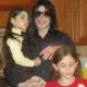 Filho de Michael Jackson fala sobre infancia em Neverland.webp