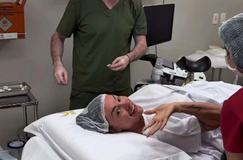 Juju Salimeni realiza coleta de ovulos e conta sobre.webp