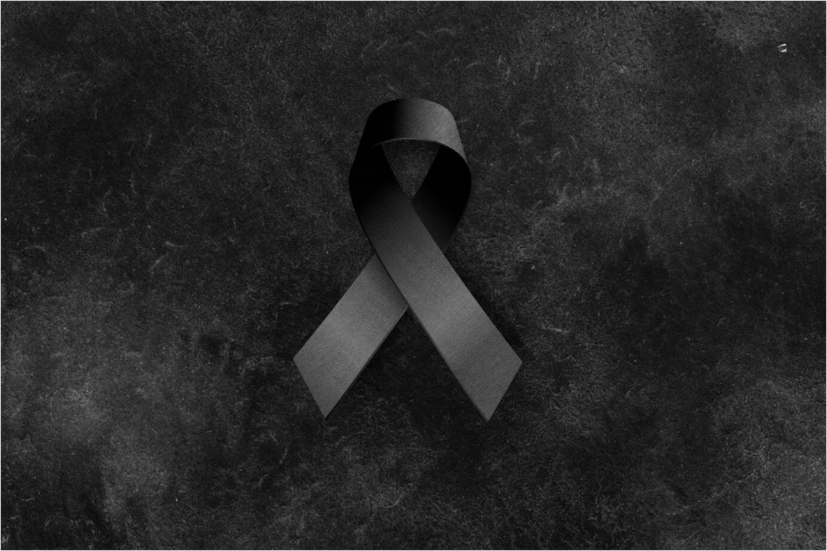 Luto Querido ator morre durante o banho apos sofrer um