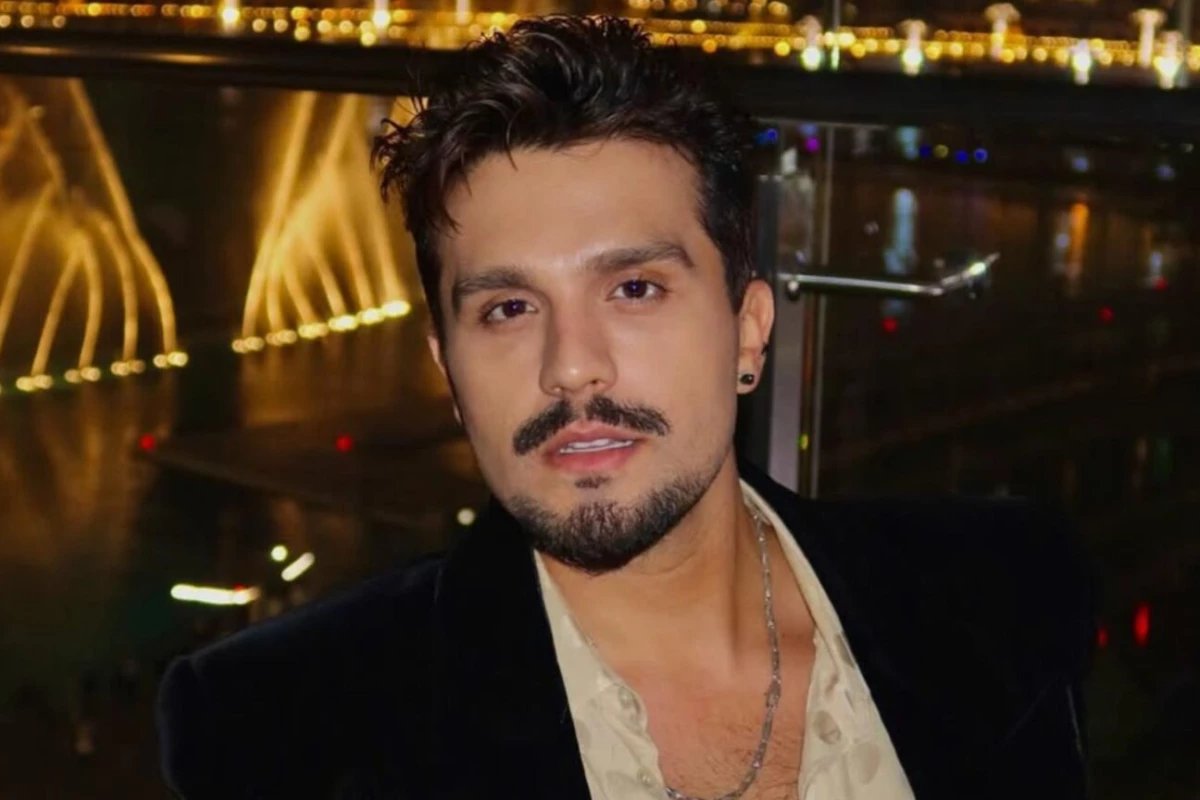 Madrugada de panico fas de Luan Santana sao rendidos por