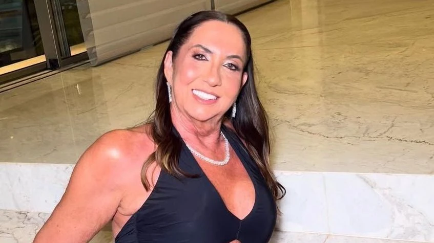 Mae de Virginia comemora os 60 anos com fotos.webp