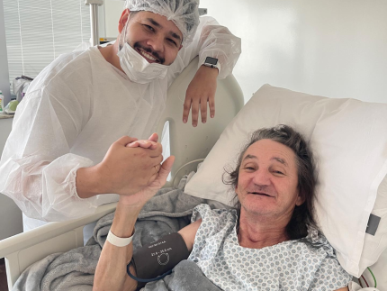 Marquito inicia reabilitacao oral apos dois meses internado por acidente