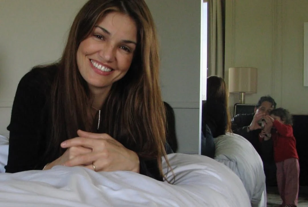 Morre atriz francesa Nadia Fares aos 57 anos.webp