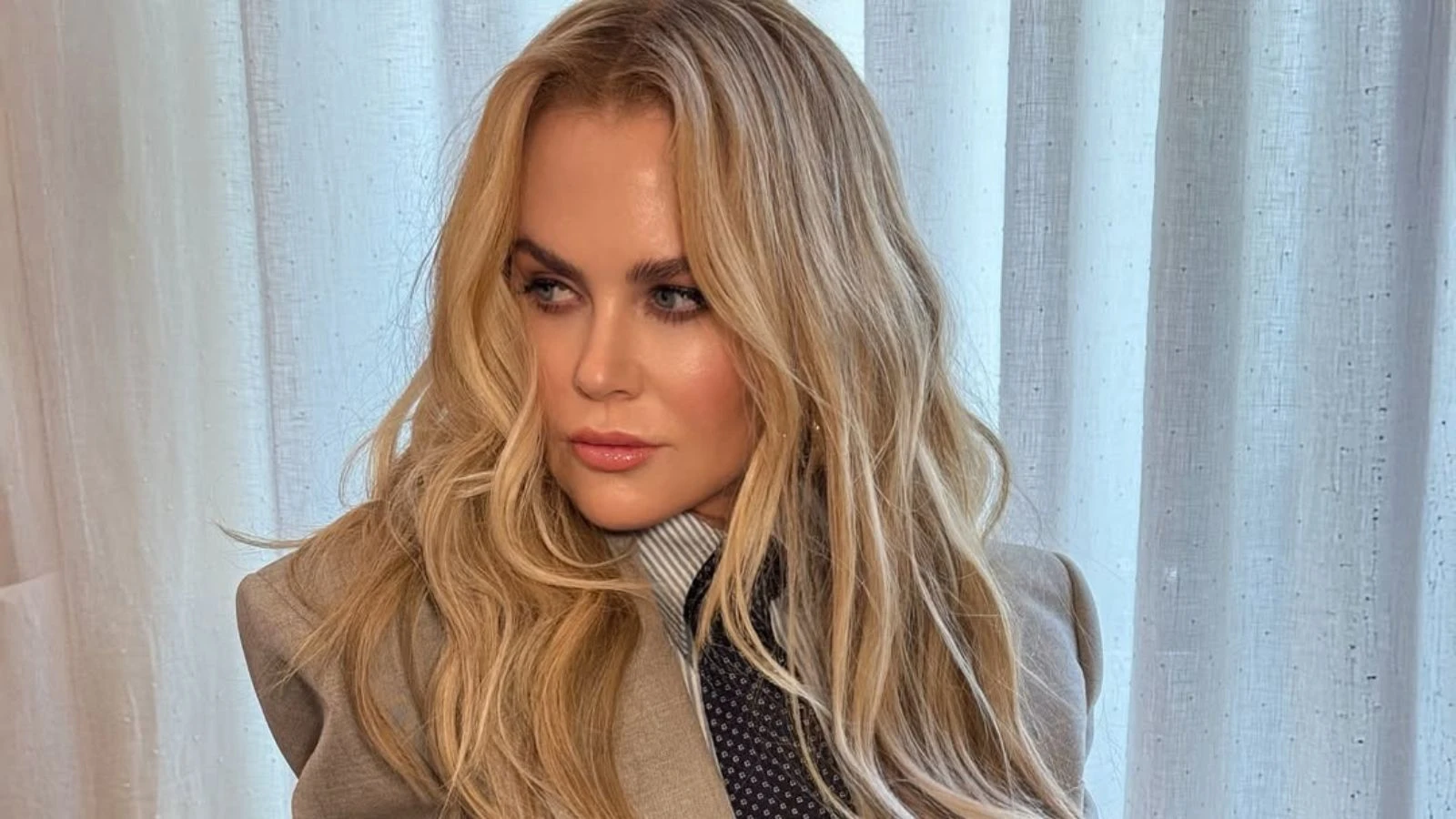 Nicole Kidman diz que esta estudando para ser doula.webp