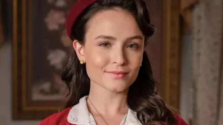 Pausa na carreira Larissa Manoela revela planos apos fim.webp