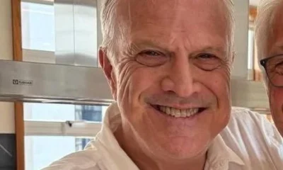 Pedro Bial posa com irmao e web se impressiona.webp