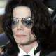 Quantas plasticas Michael Jackson fez Confira detalhes das cirurgias.webp