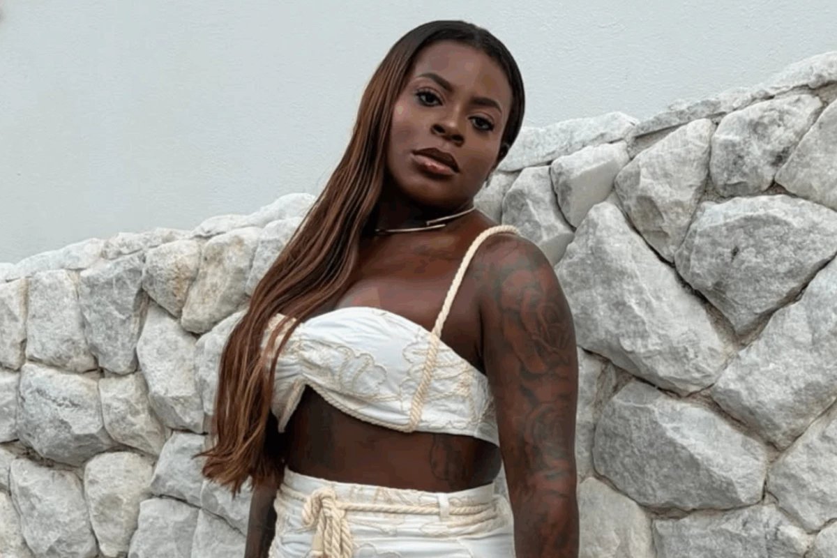 Treta a vista Jojo Todynho e influenciadora batem boca apos