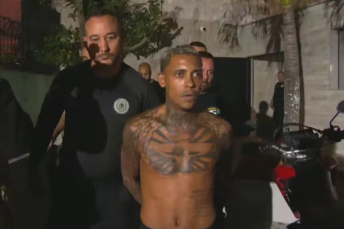 Vazou video do momento exato da invasao da PF e