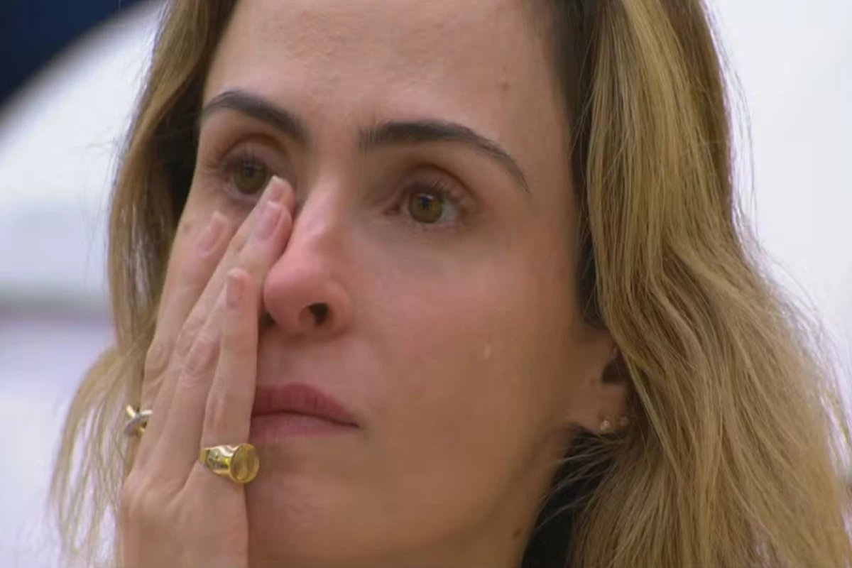 ‘Por que voces nao me avisaram Ana Paula detona ex aliada