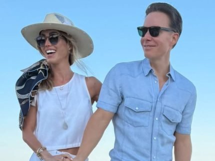 Anahi celebra 43 anos e ganha homenagem apaixonada do marido