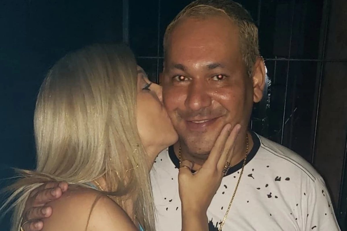 Apos internacao as pressas cantor Chrigor e intubado e esposa