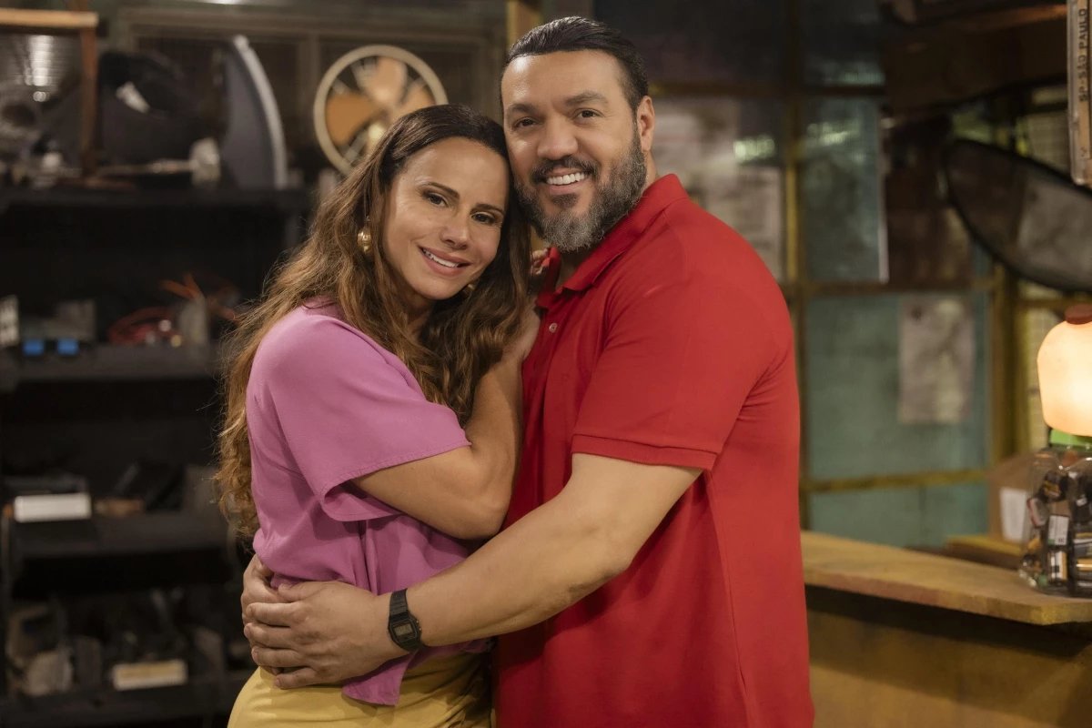 Belo e sincero demais sobre beijo que deu em Viviane