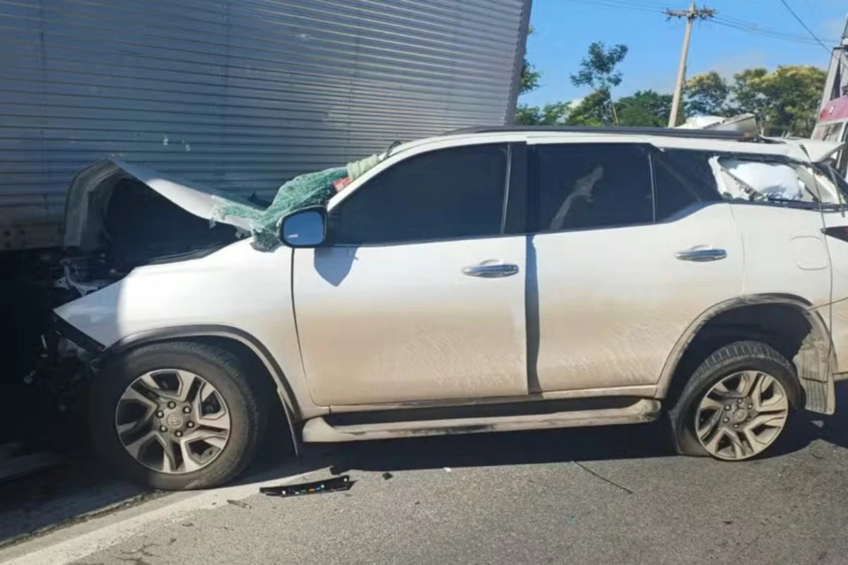 Cantor morre aos 27 anos apos acidente de transito policia